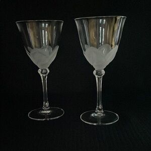 JG Durand Crystal d’Arques Florence Stemware Clear Frosted Tulip Wine Glasses